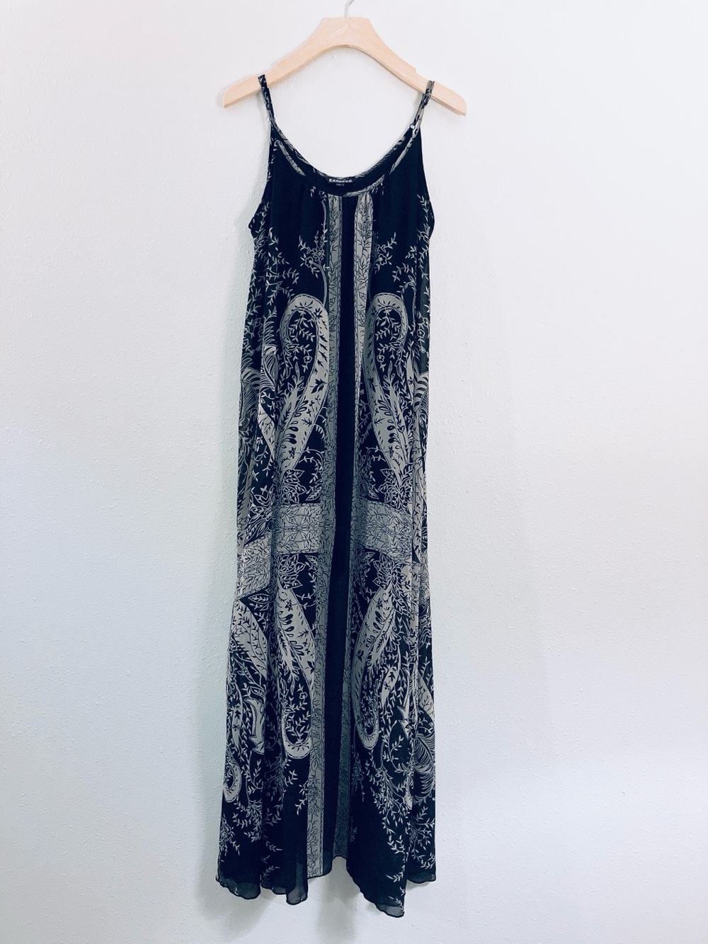 Express Sleeveless Bohemian Black Paisley Maxi Slip Dress Medium Festival Summer - Picture 2 of 8